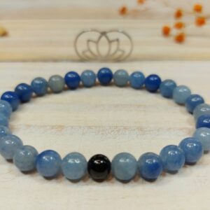 pulsera de cuarzo azul con turmalina negra